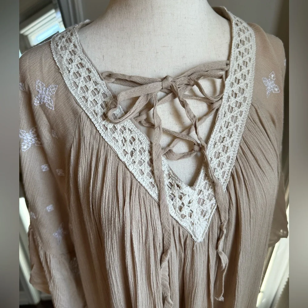 Love Riche | Taupe Boho Bell Sleeved Midi Dress | Med